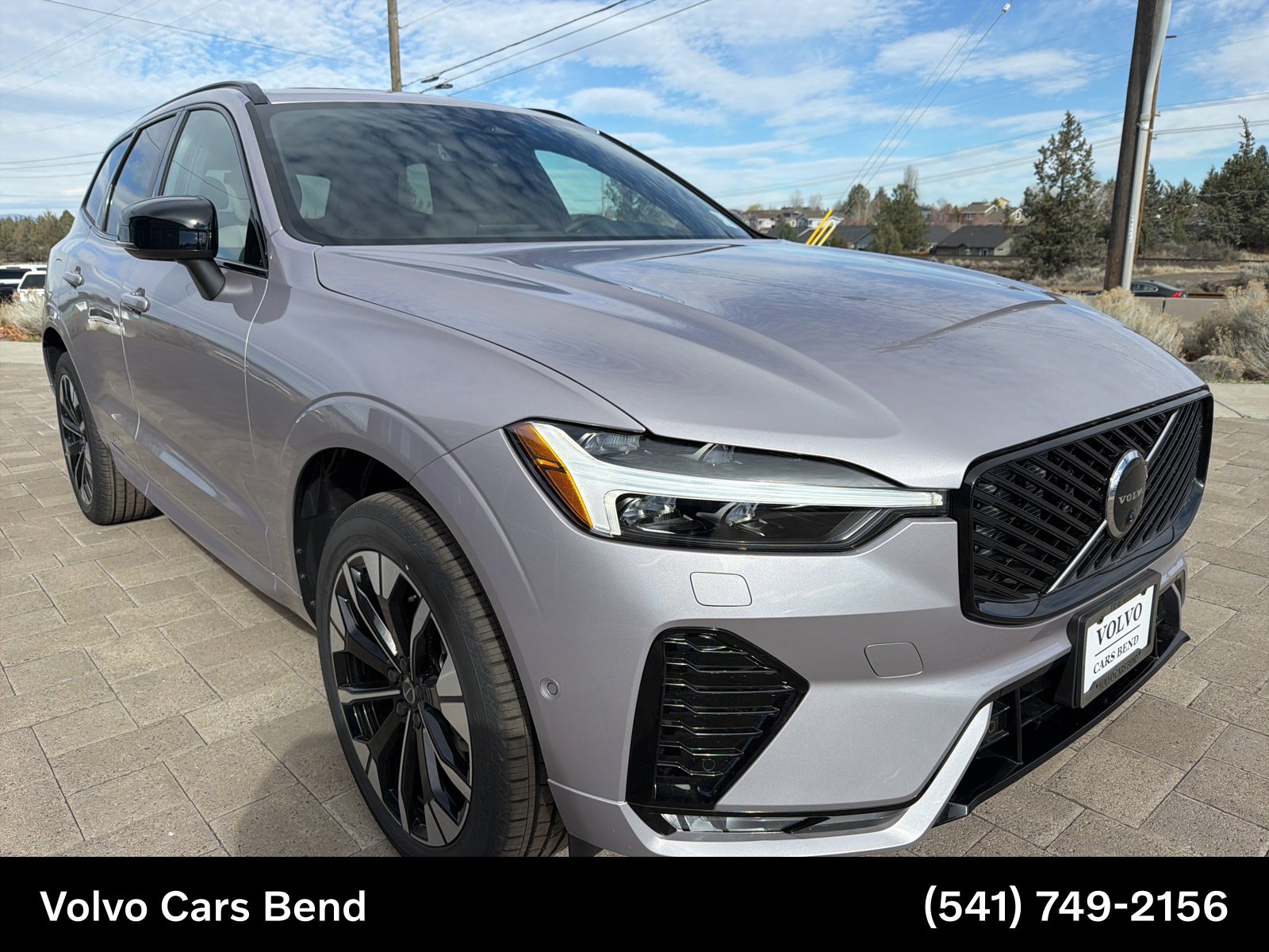 2026 Volvo XC60 Plus - Photo 2