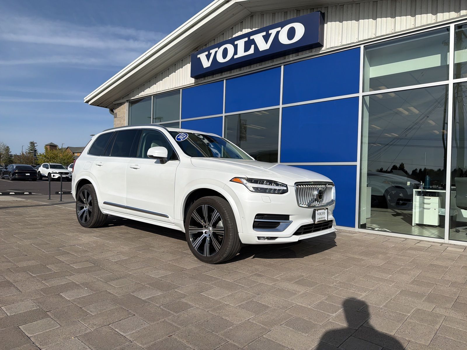 2023 Volvo XC90 SUV 