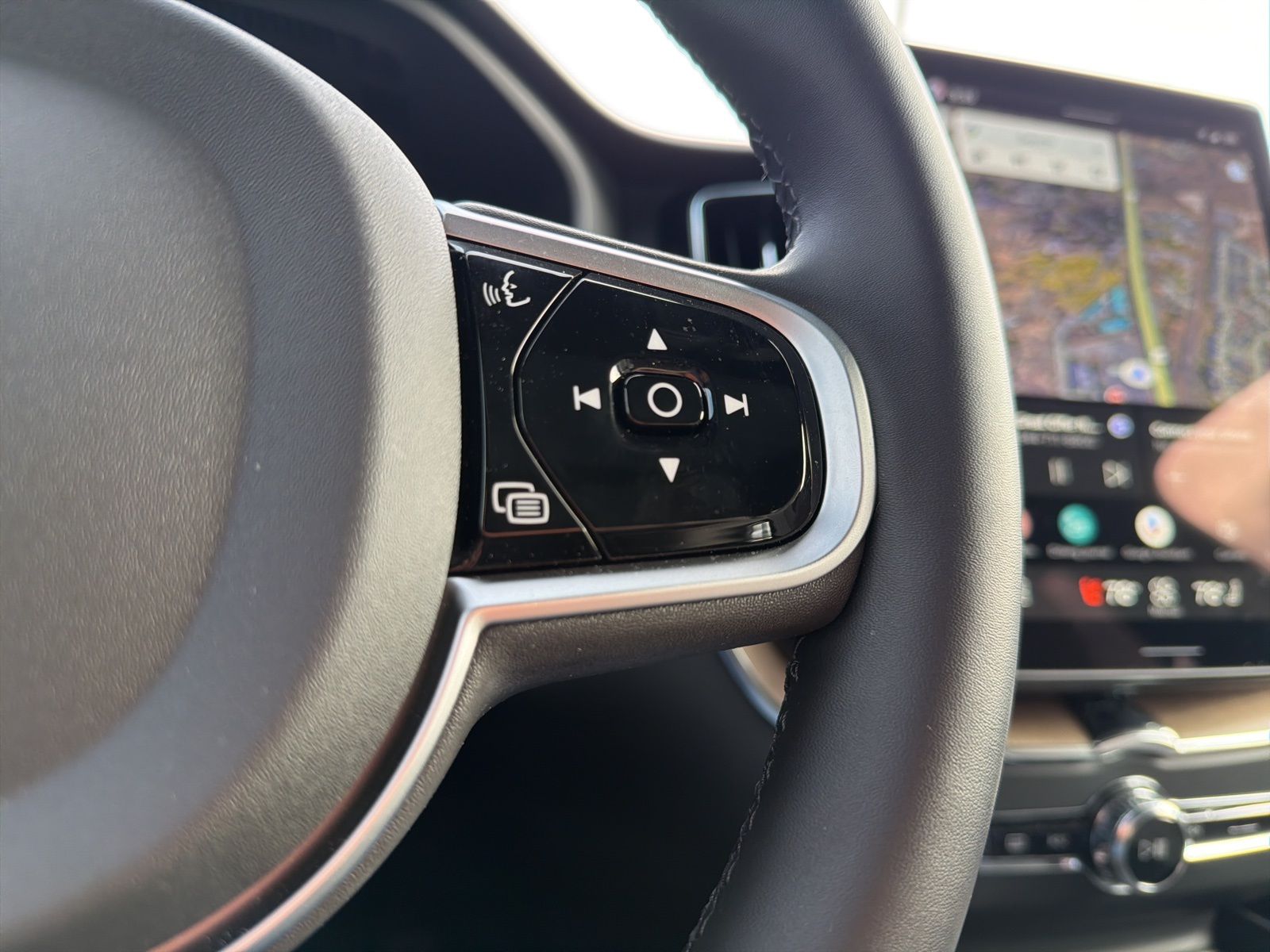 2026 Volvo XC60 Plus - Photo 60