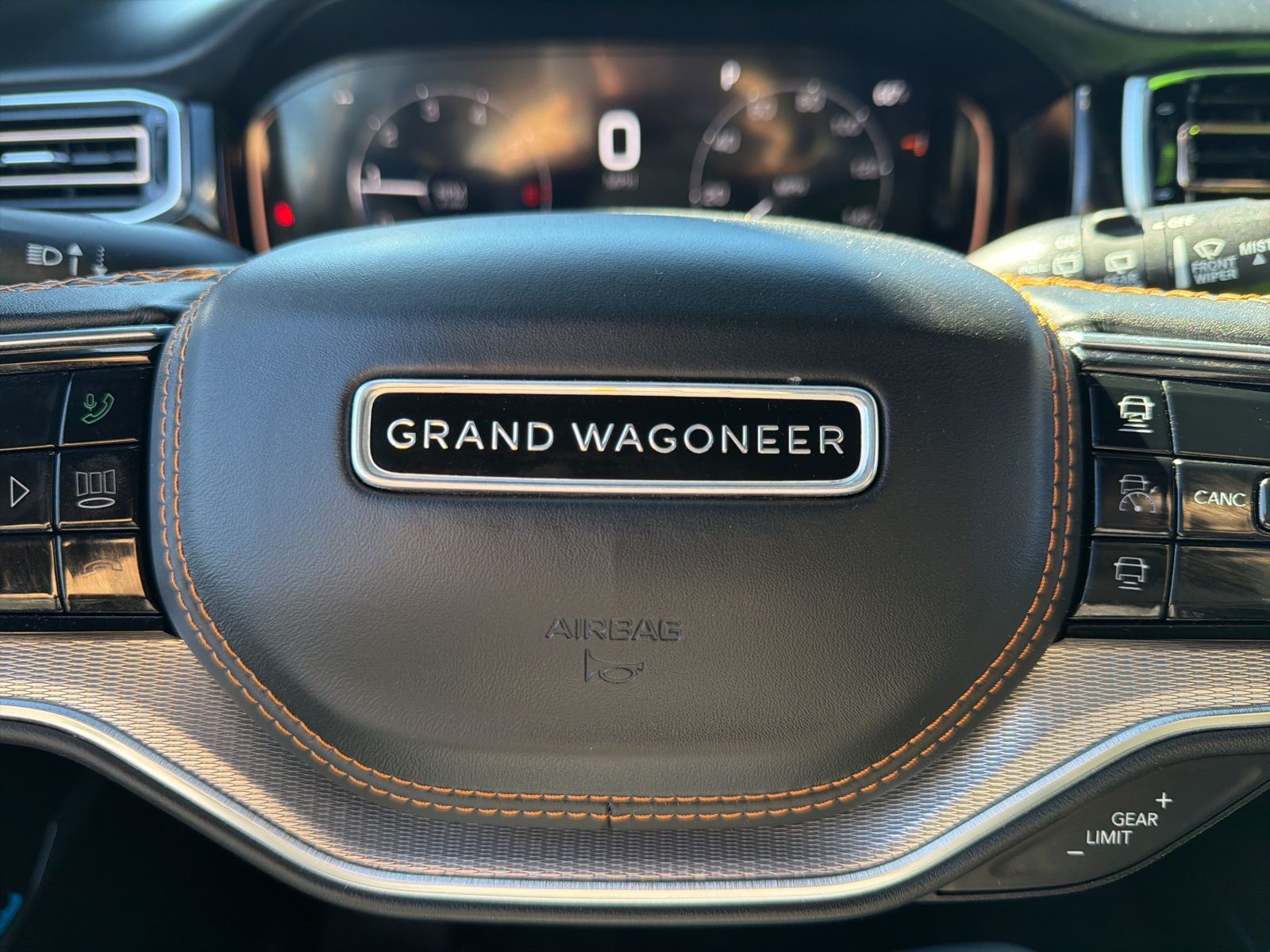 2023 Jeep Grand Wagoneer Series III - Photo 87