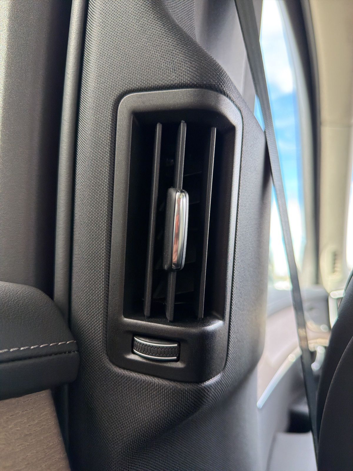 2026 Volvo XC90 Core - Photo 82