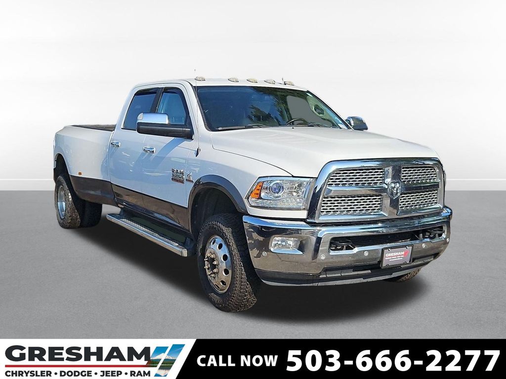 2017 RAM 3500 Blanco (Bright White Clearcoat) Camioneta Todo terreno 6 velocidades Automática
