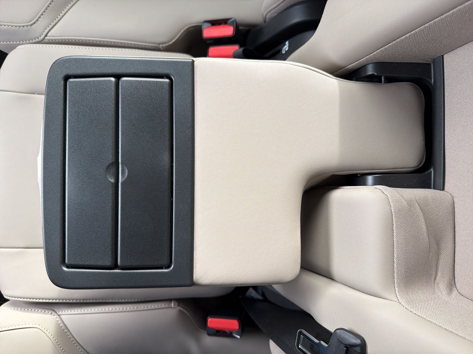 2026 Volvo XC90 Core - Photo 85