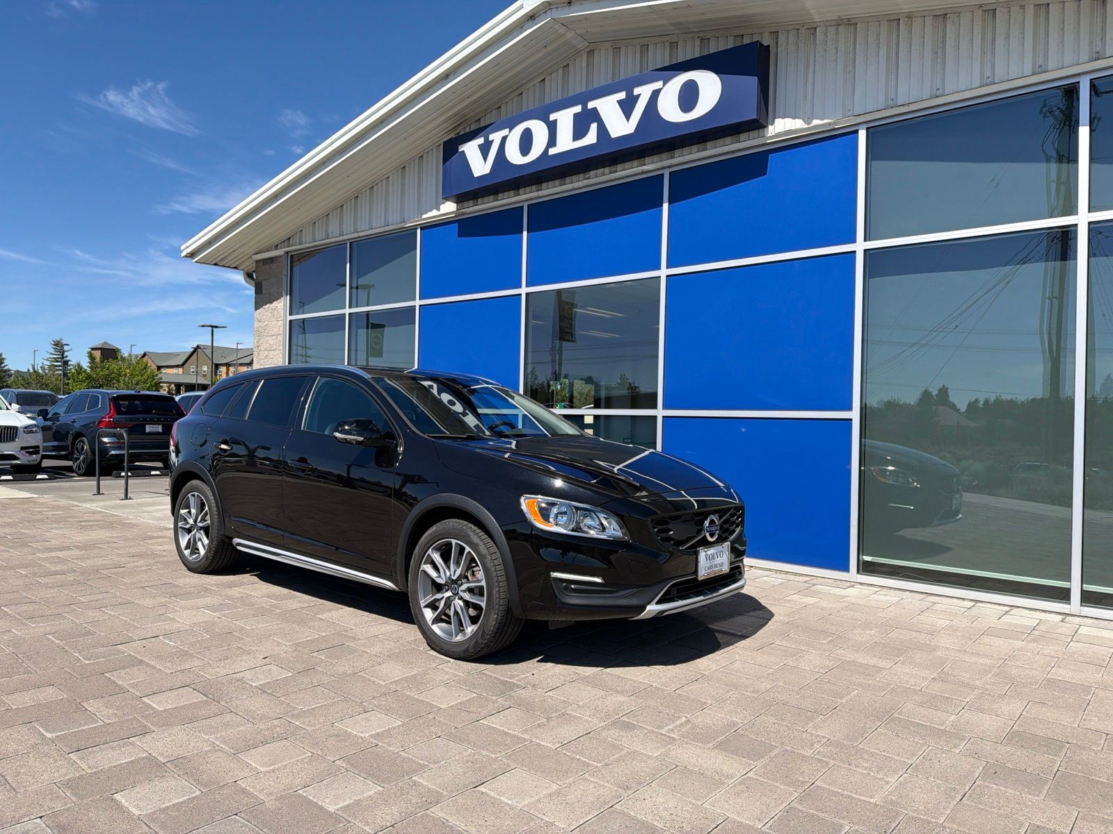 2018 Volvo V60 Cross Country Wagon 