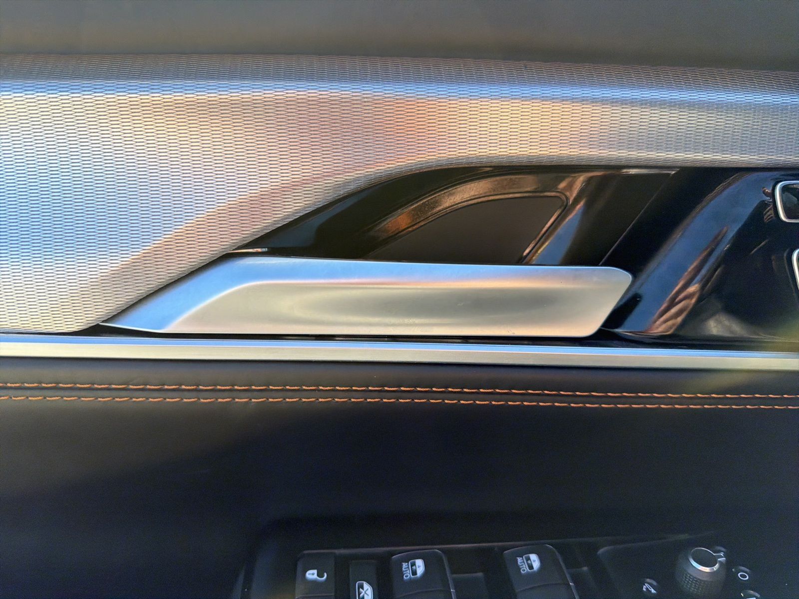 2023 Jeep Grand Wagoneer Series III - Photo 98