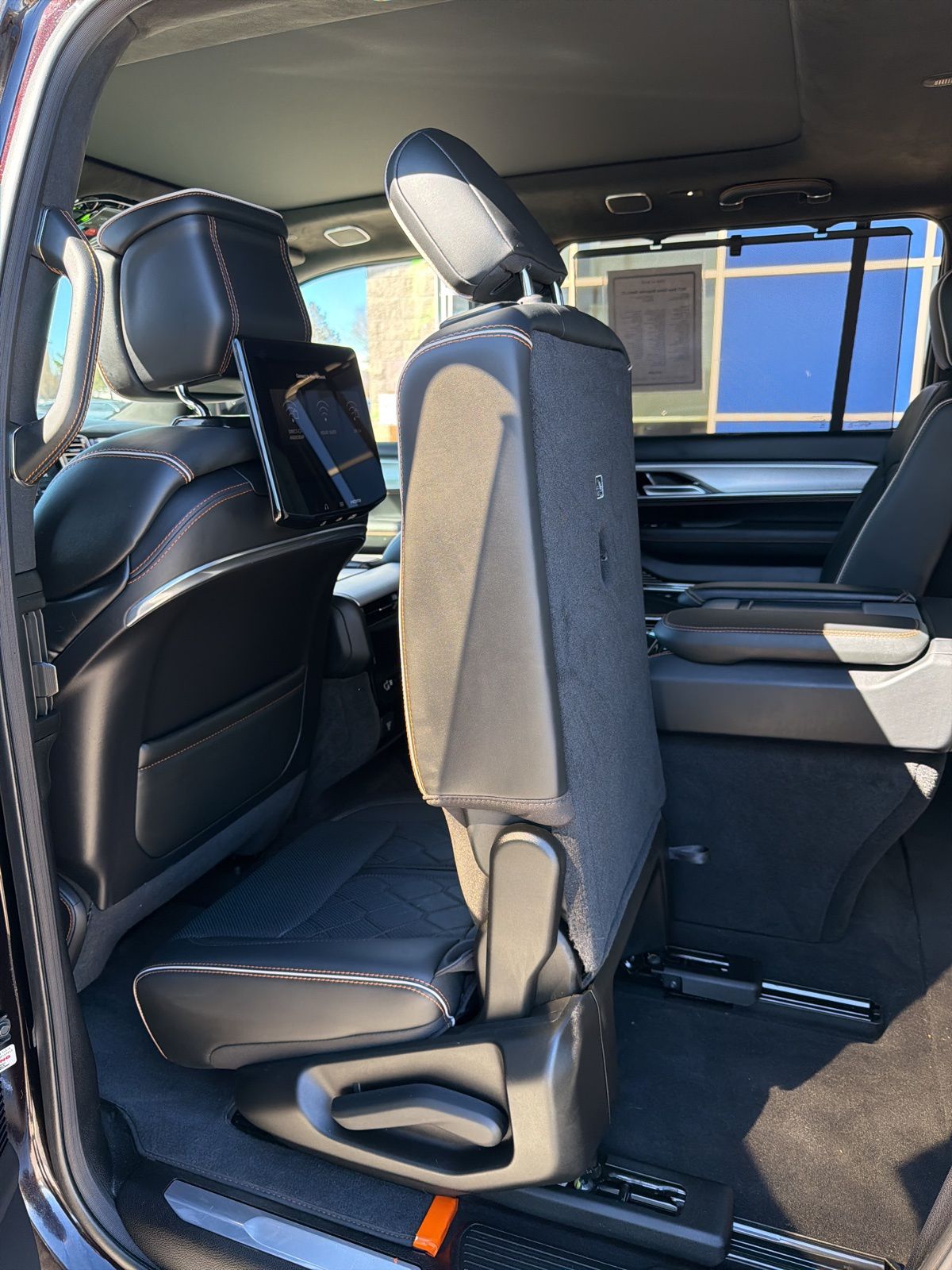 2023 Jeep Grand Wagoneer Series III - Photo 130