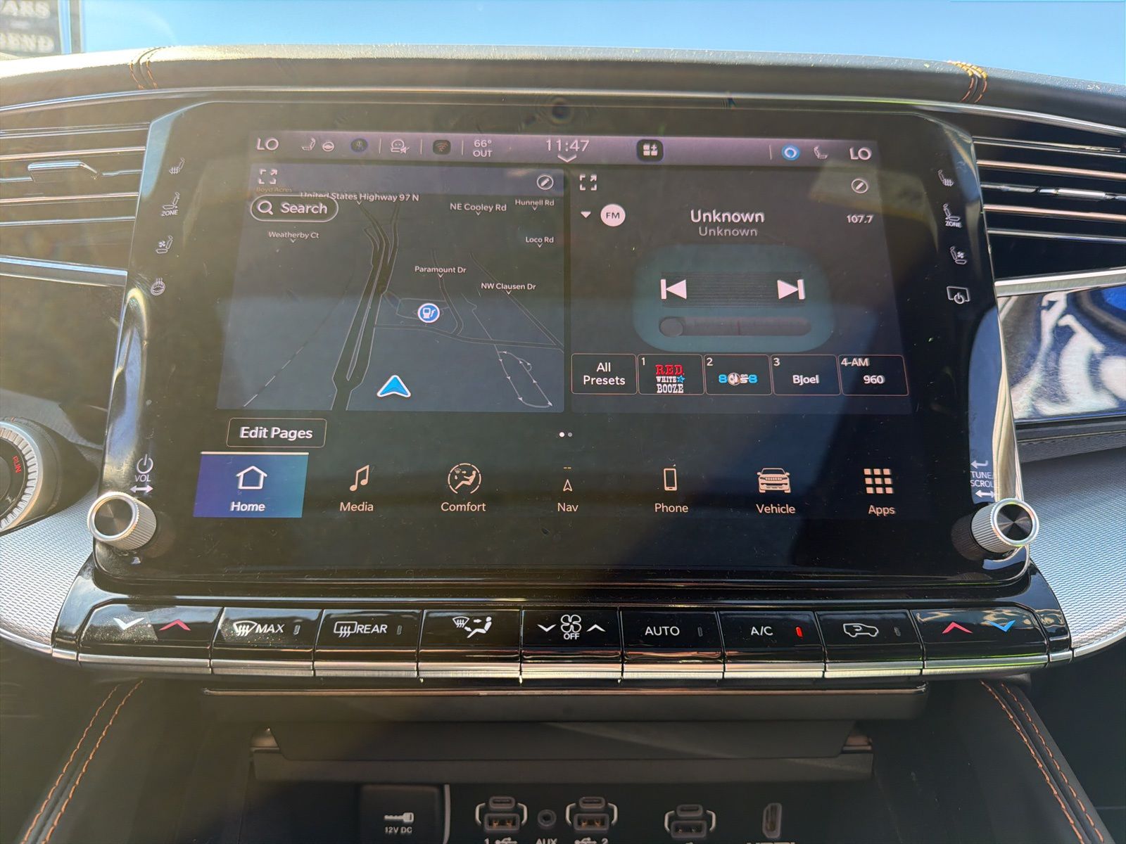 2023 Jeep Grand Wagoneer Series III - Photo 54