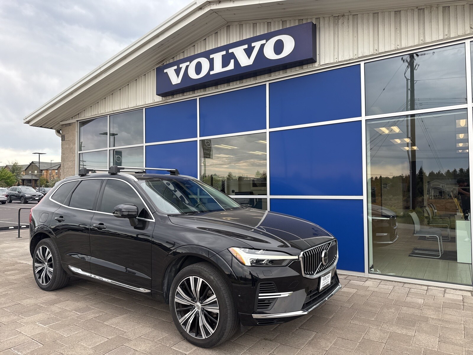 2022 Volvo XC60 Recharge Plug-In Hybrid T8 Inscription