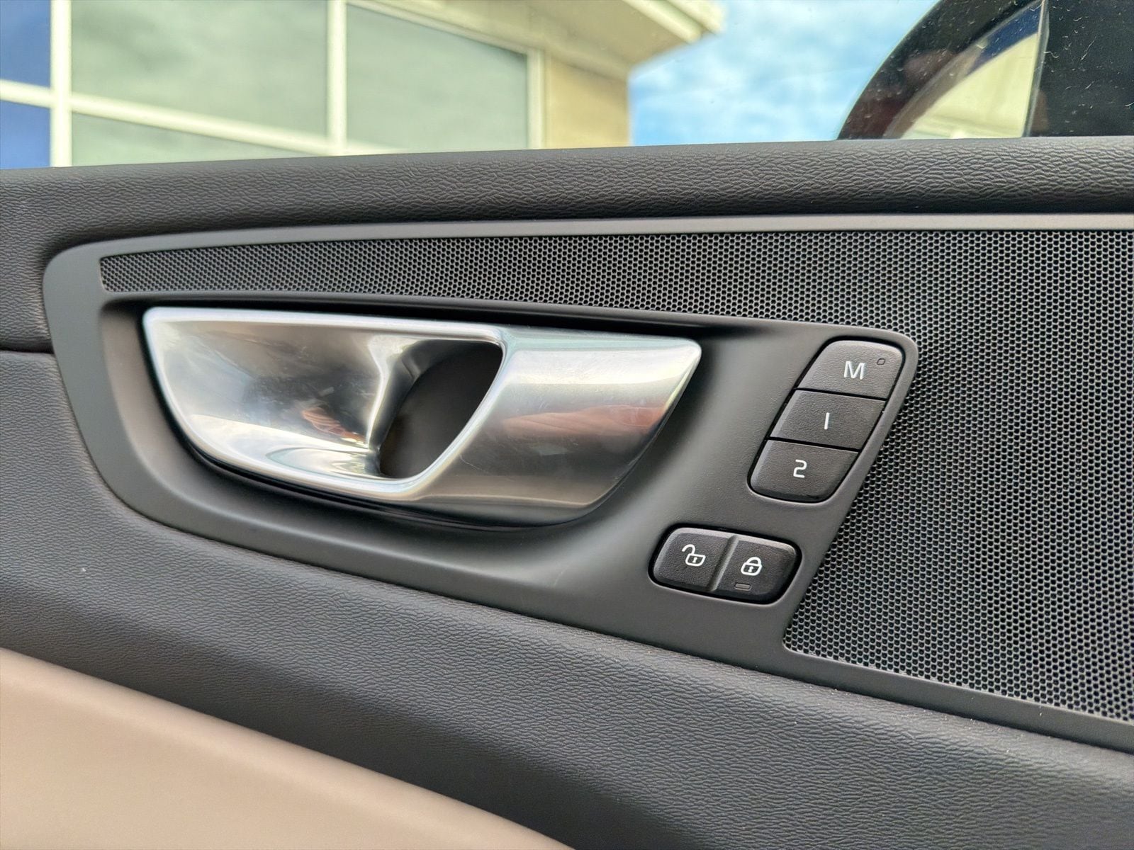 2026 Volvo XC60 Plus - Photo 66
