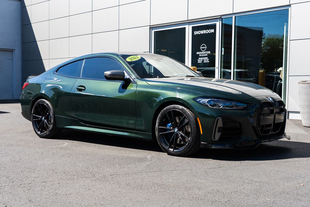 2021 BMW 4 Series Verde (San Remo Green Metallic) Coupé Tracción en las cuatro ruedas 8 velocidades Automática