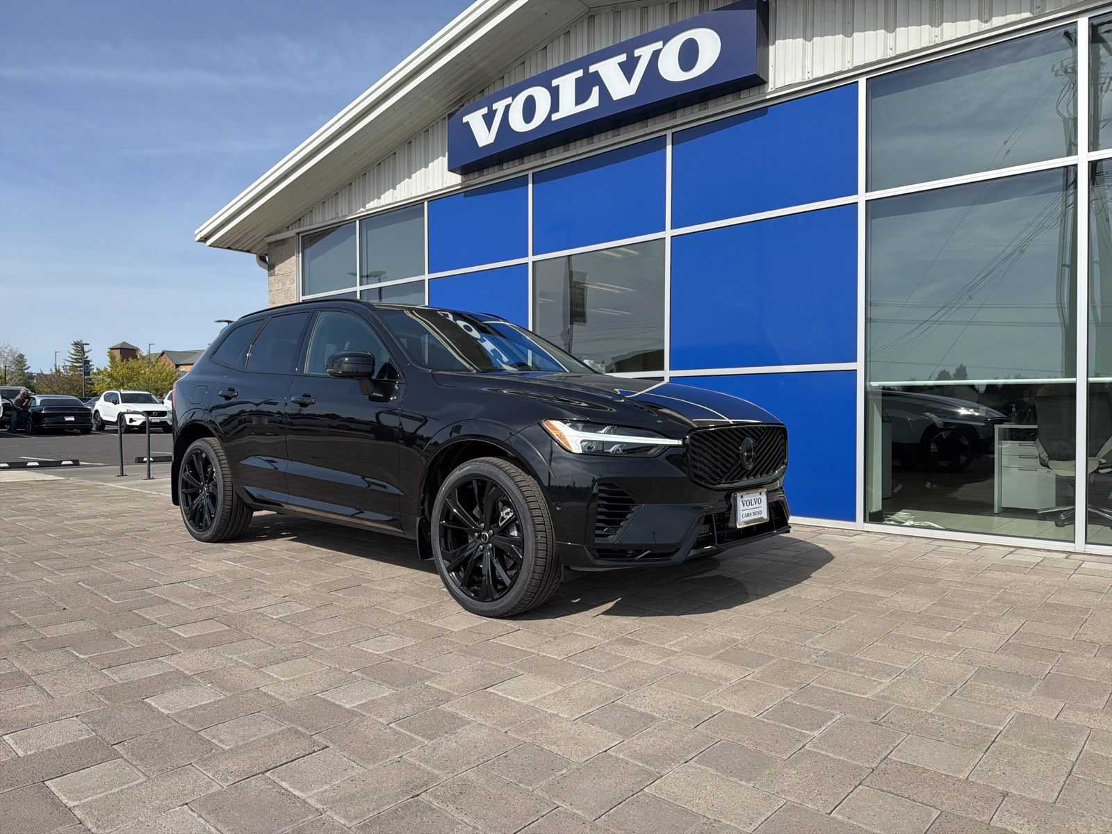 2026 Volvo XC60 T8 Ultra Black Edition Theme AWD's photo