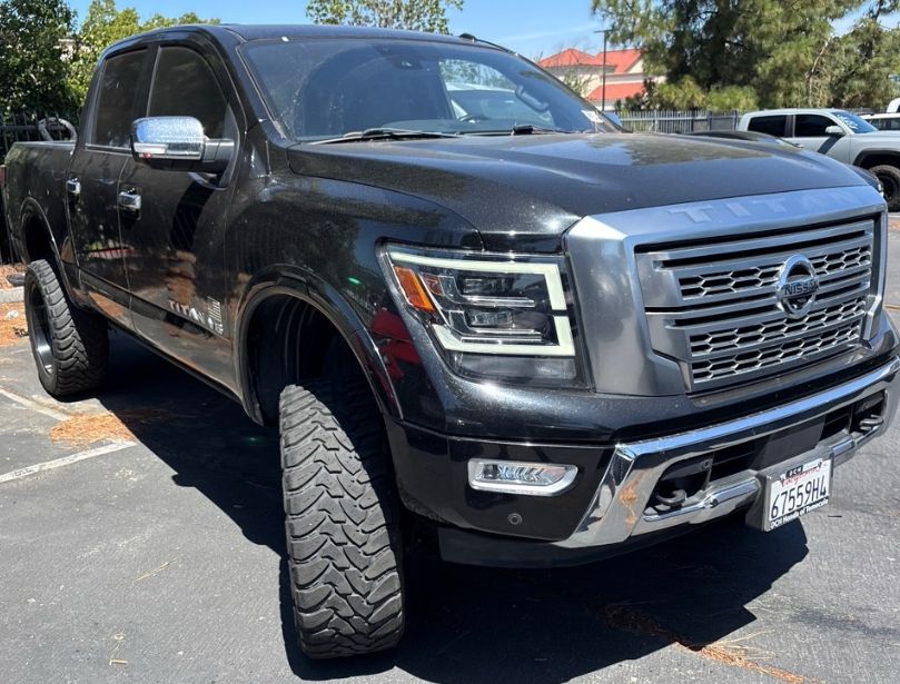 2020 Nissan Titan Platinum Reserve 4X4 Crew Cab's photo