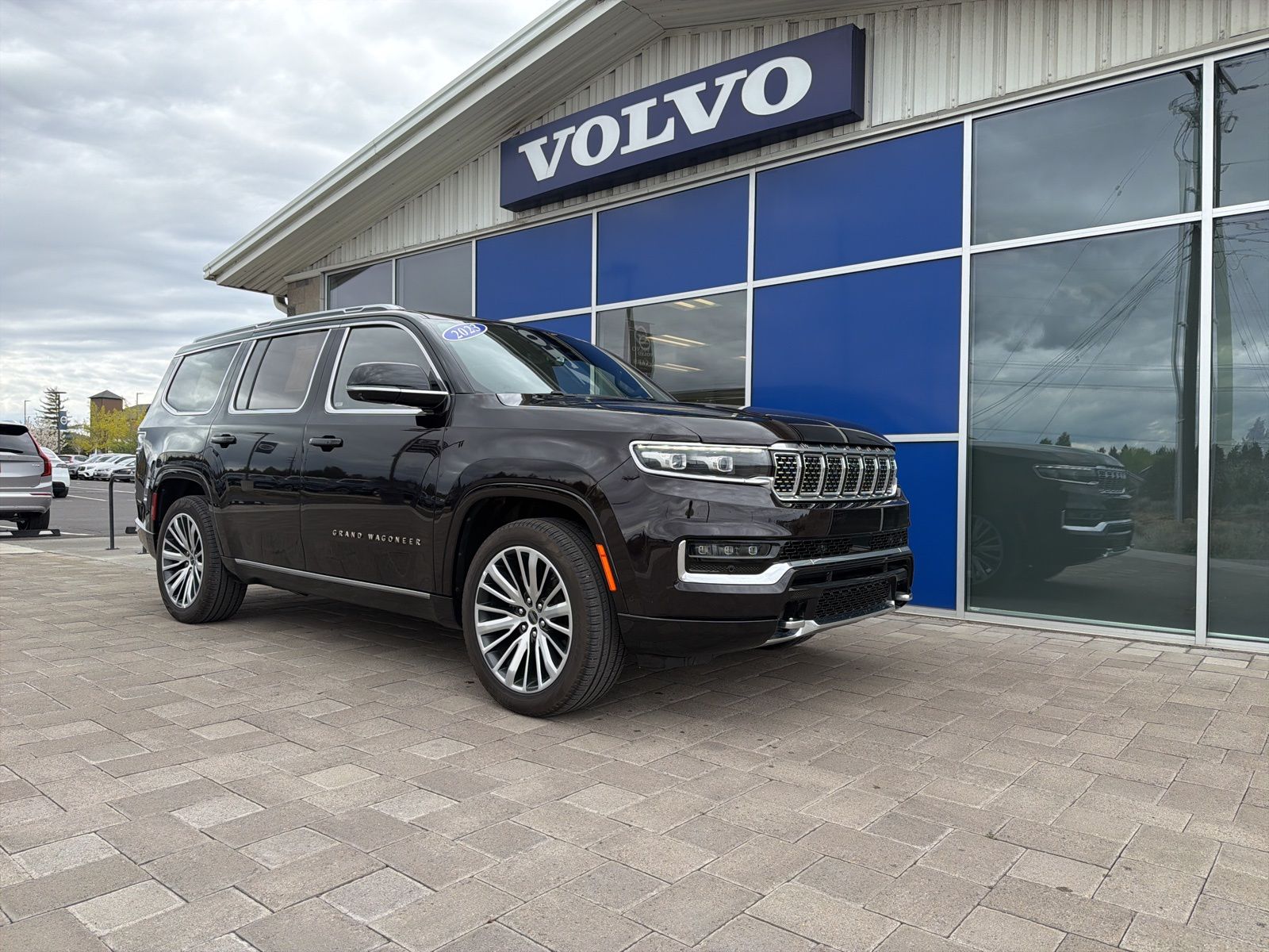 2023 Jeep Grand Wagoneer