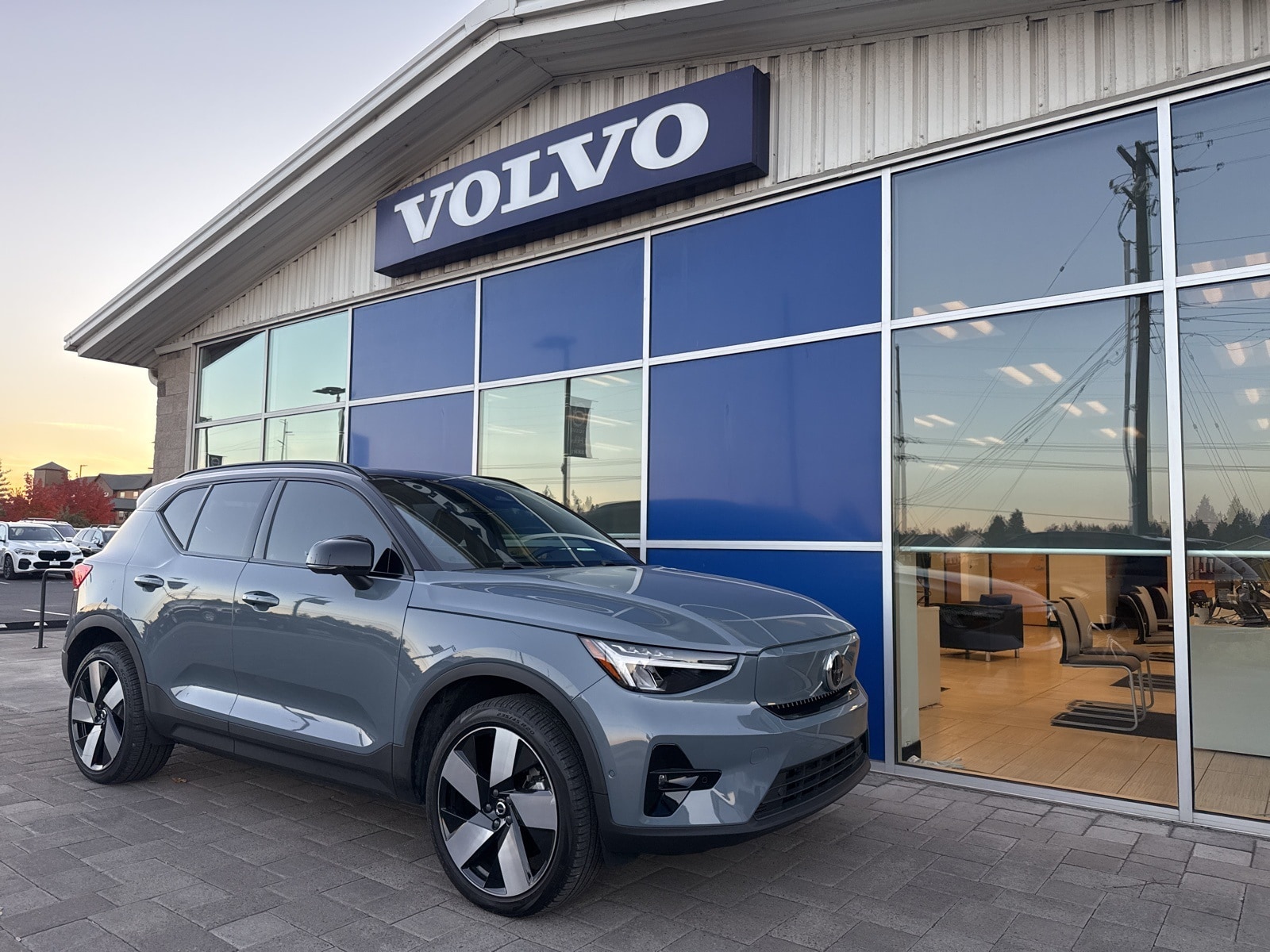 2023 Volvo XC40 Plus