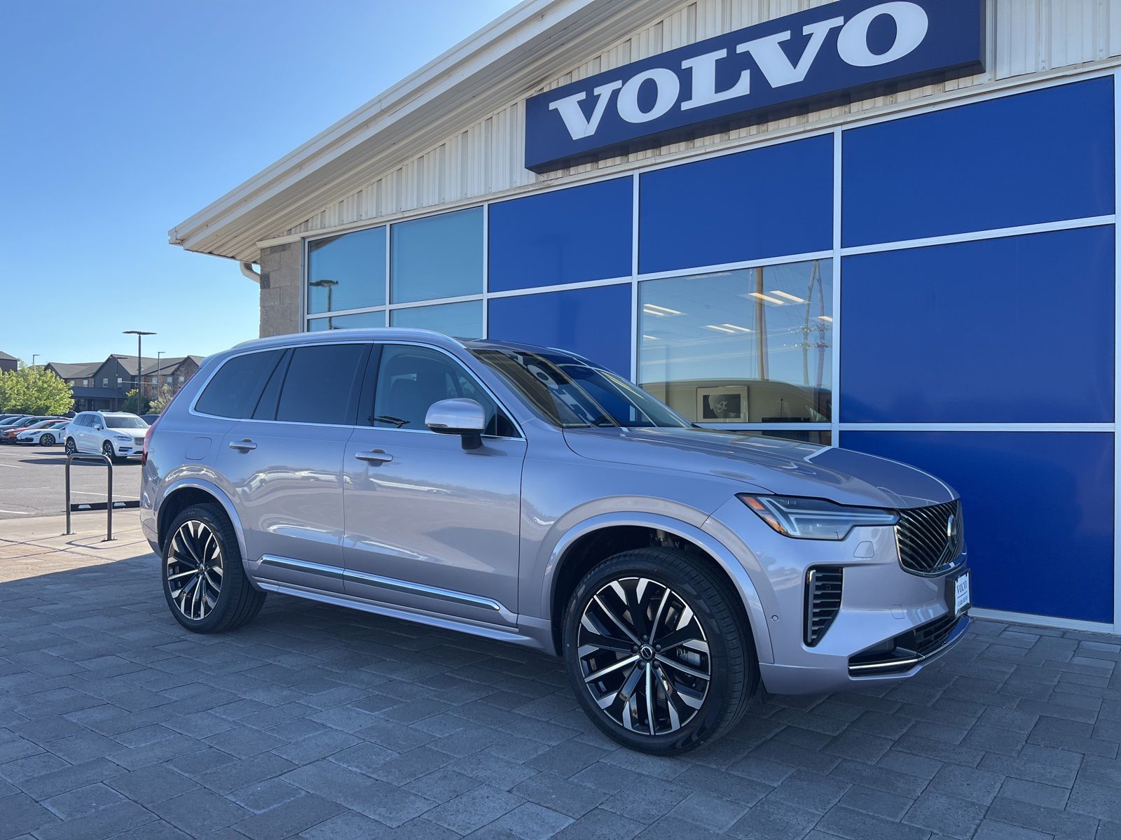 2026 Volvo XC90 T8 Recharge Ultra Bright 4WD's photo