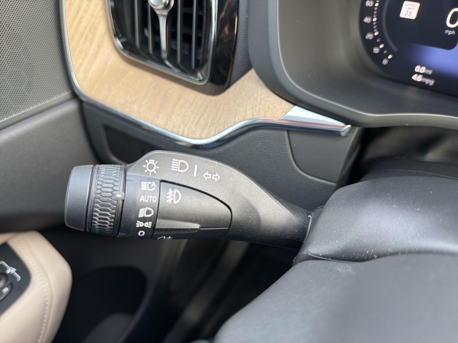 2026 Volvo XC60 Plus - Photo 59