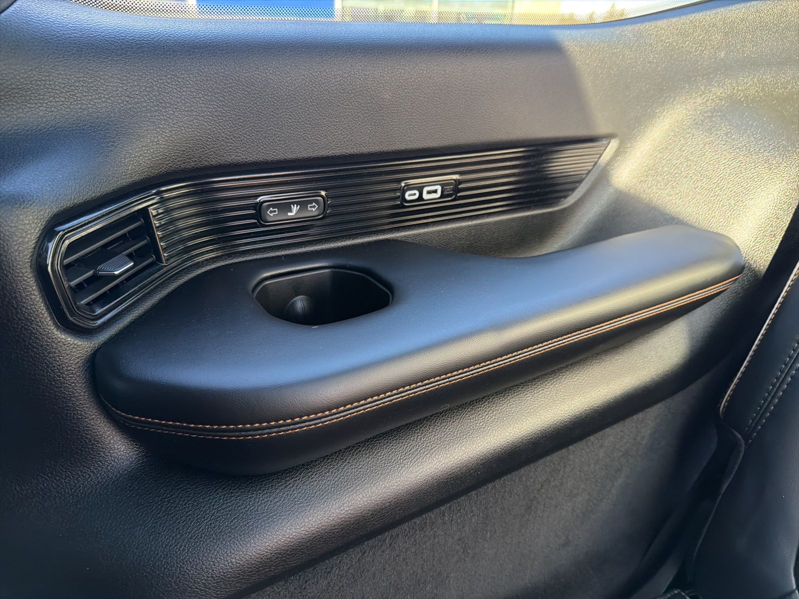 2023 Jeep Grand Wagoneer Series III - Photo 114