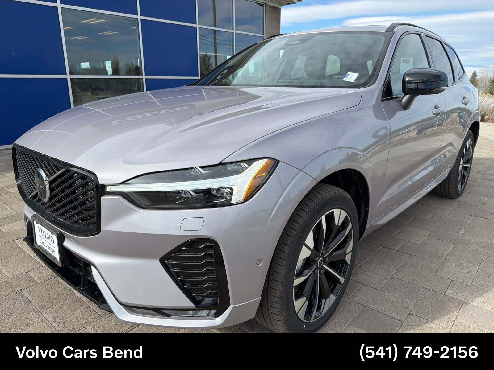 2026 Volvo XC60 Plus - Photo 6