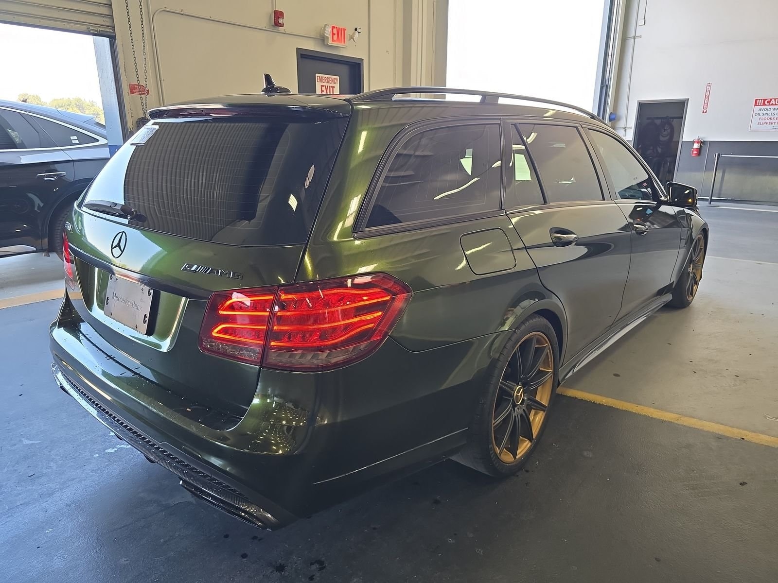 2016 Mercedes Benz E 63 S AMG Wagon photo 3
