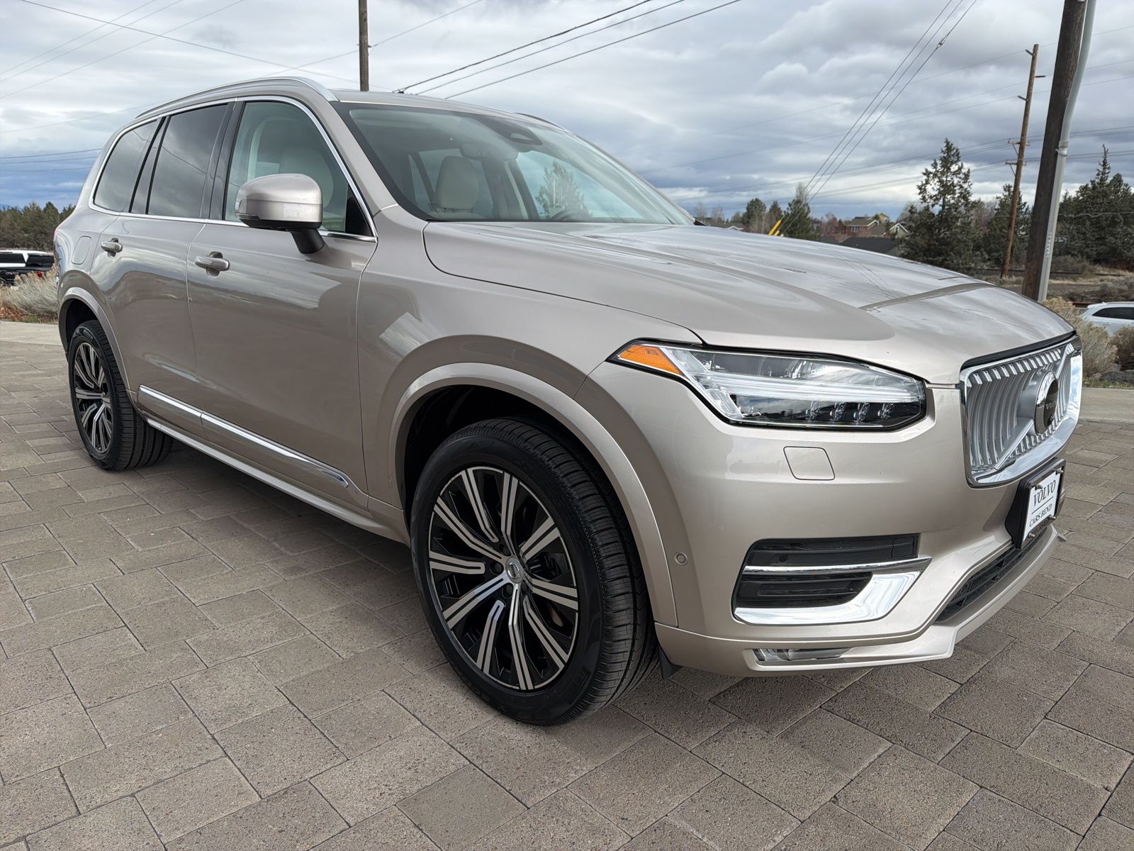 2023 Volvo XC90 SUV 