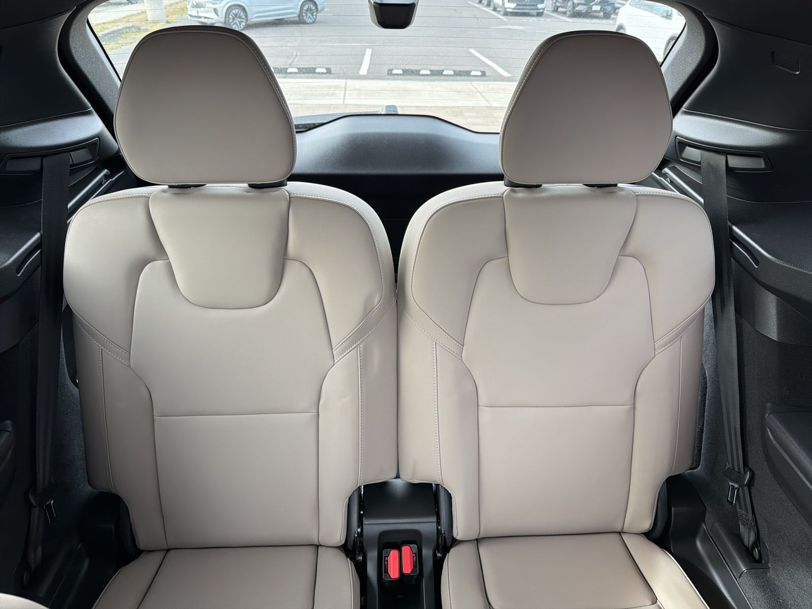 2026 Volvo XC90 Core - Photo 38