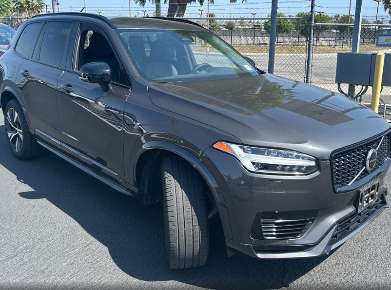 2023 Volvo XC90 T8 Recharge Plus Dark Theme 7-Seater 4WD's photo