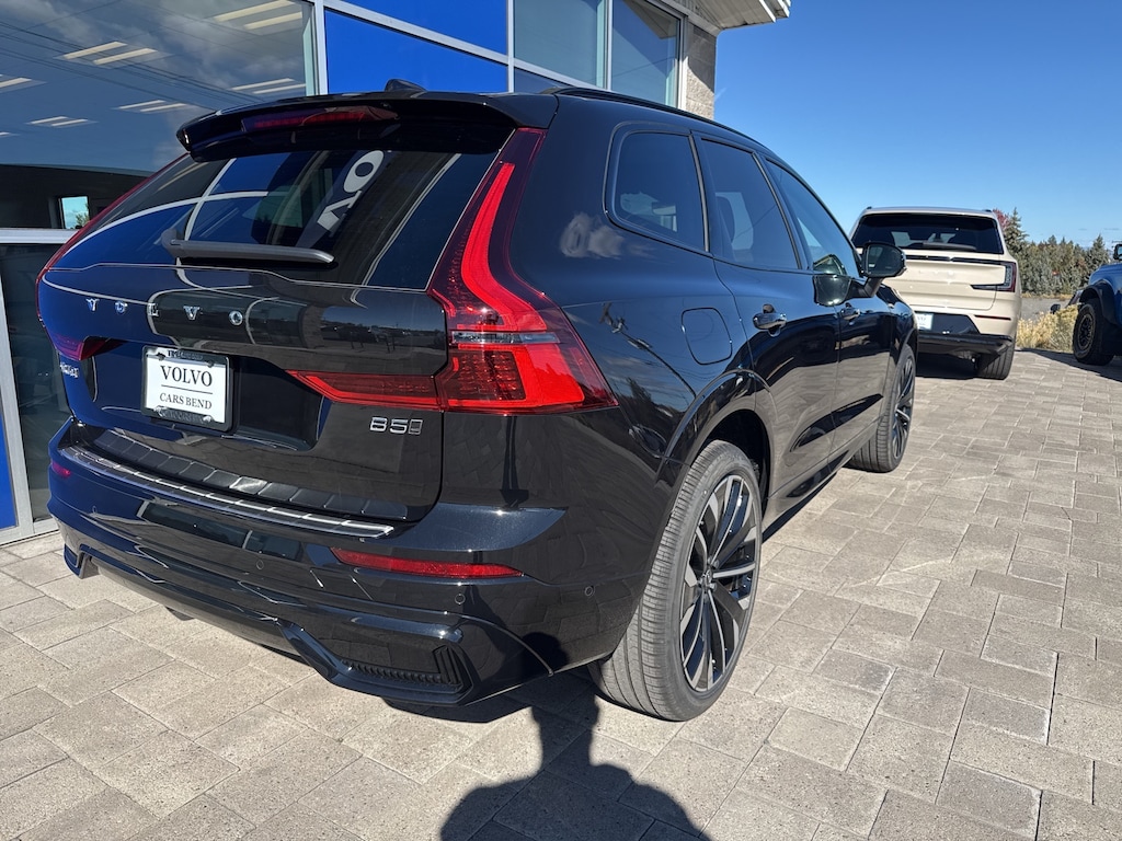 New 2026 Volvo XC60 B5 Ultra SUV