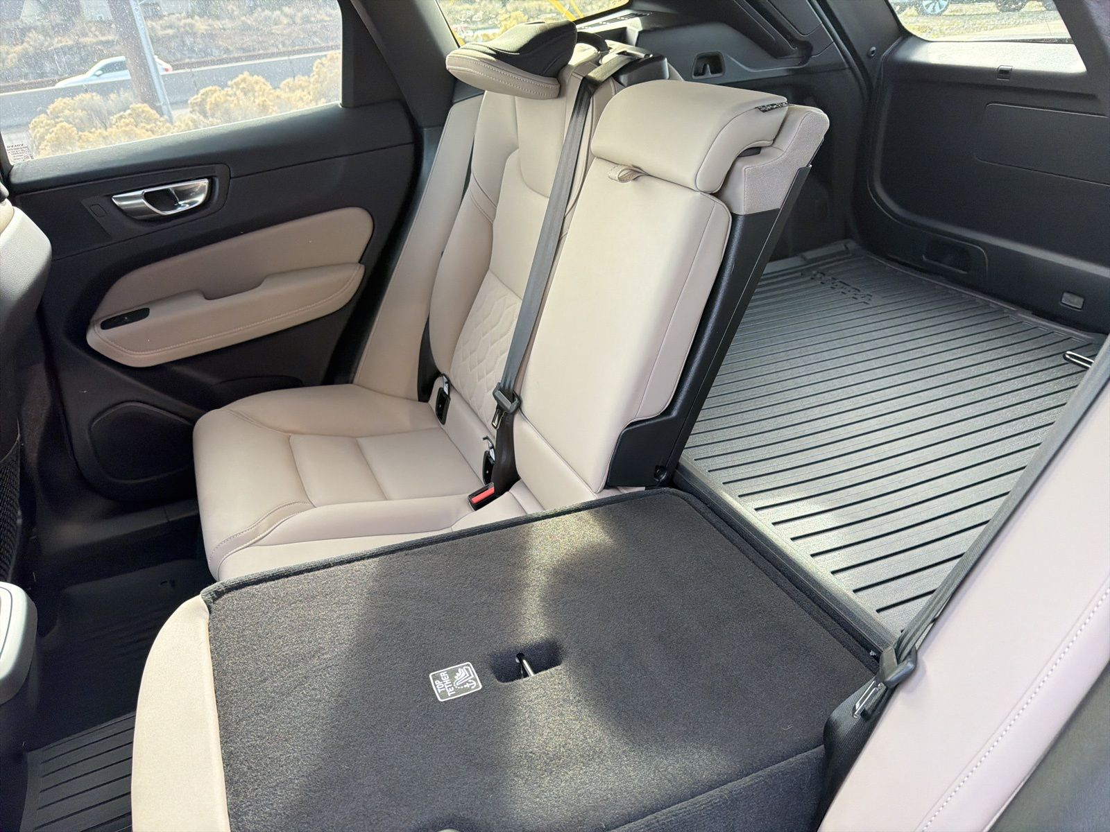 2026 Volvo XC60 Plus - Photo 90