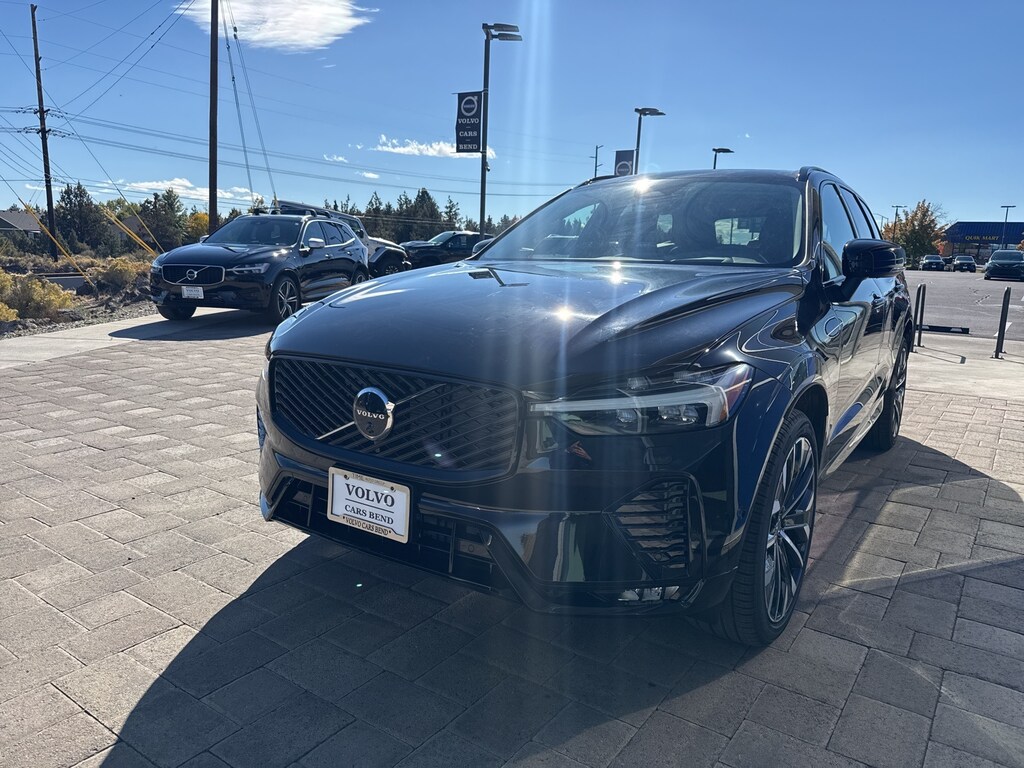 New 2026 Volvo XC60 B5 Ultra SUV