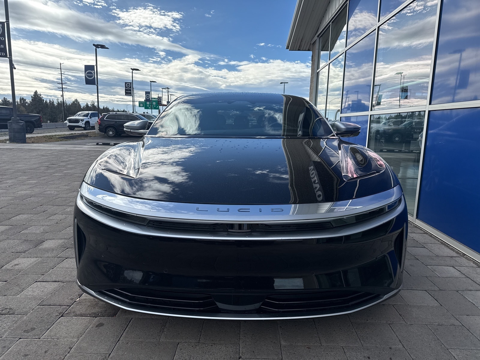 Used 2022 Lucid Air Grand Touring with VIN 50EA1GBA0NA004725 for sale in Bend, OR
