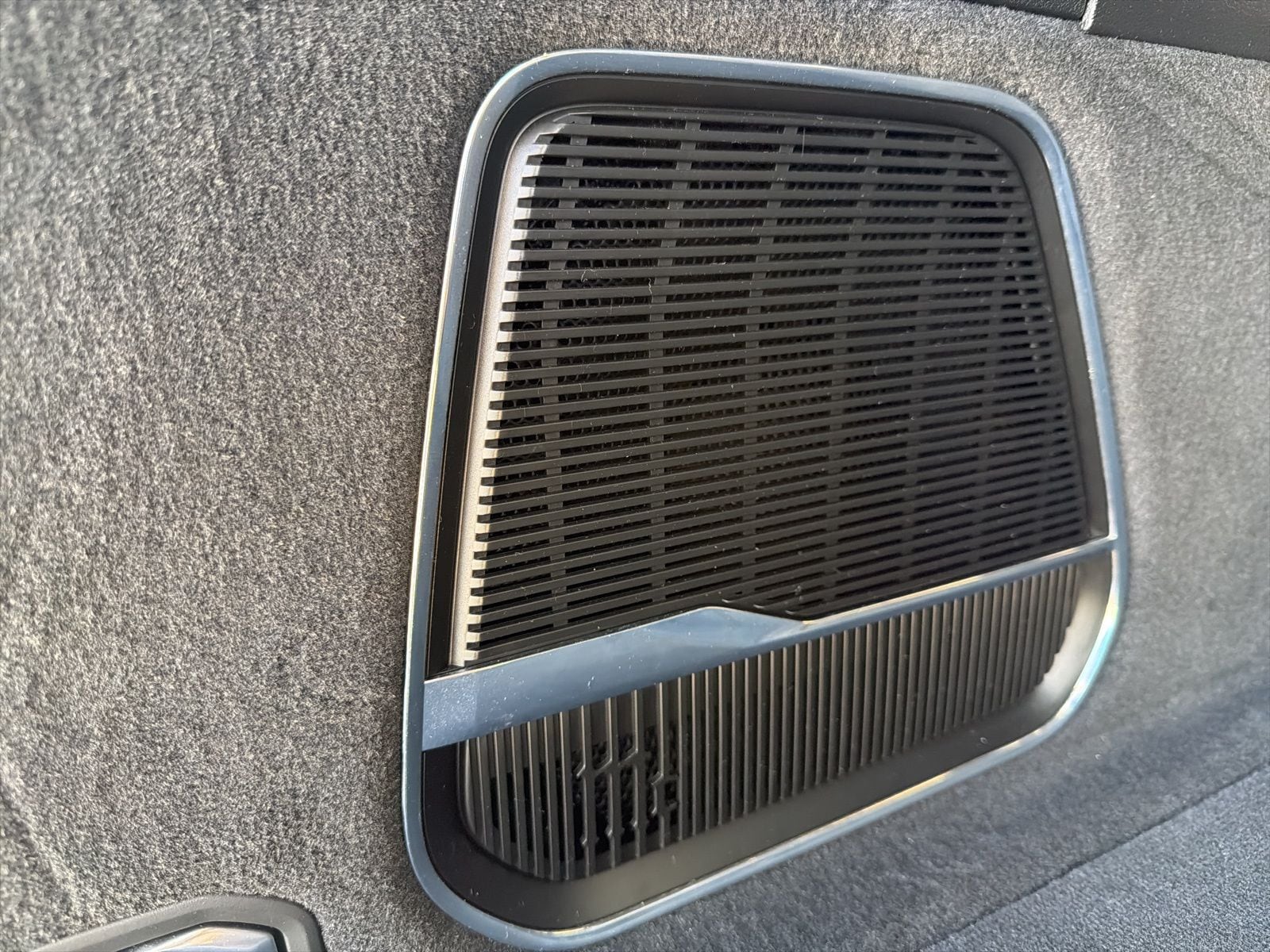 2023 Jeep Grand Wagoneer Series III - Photo 32
