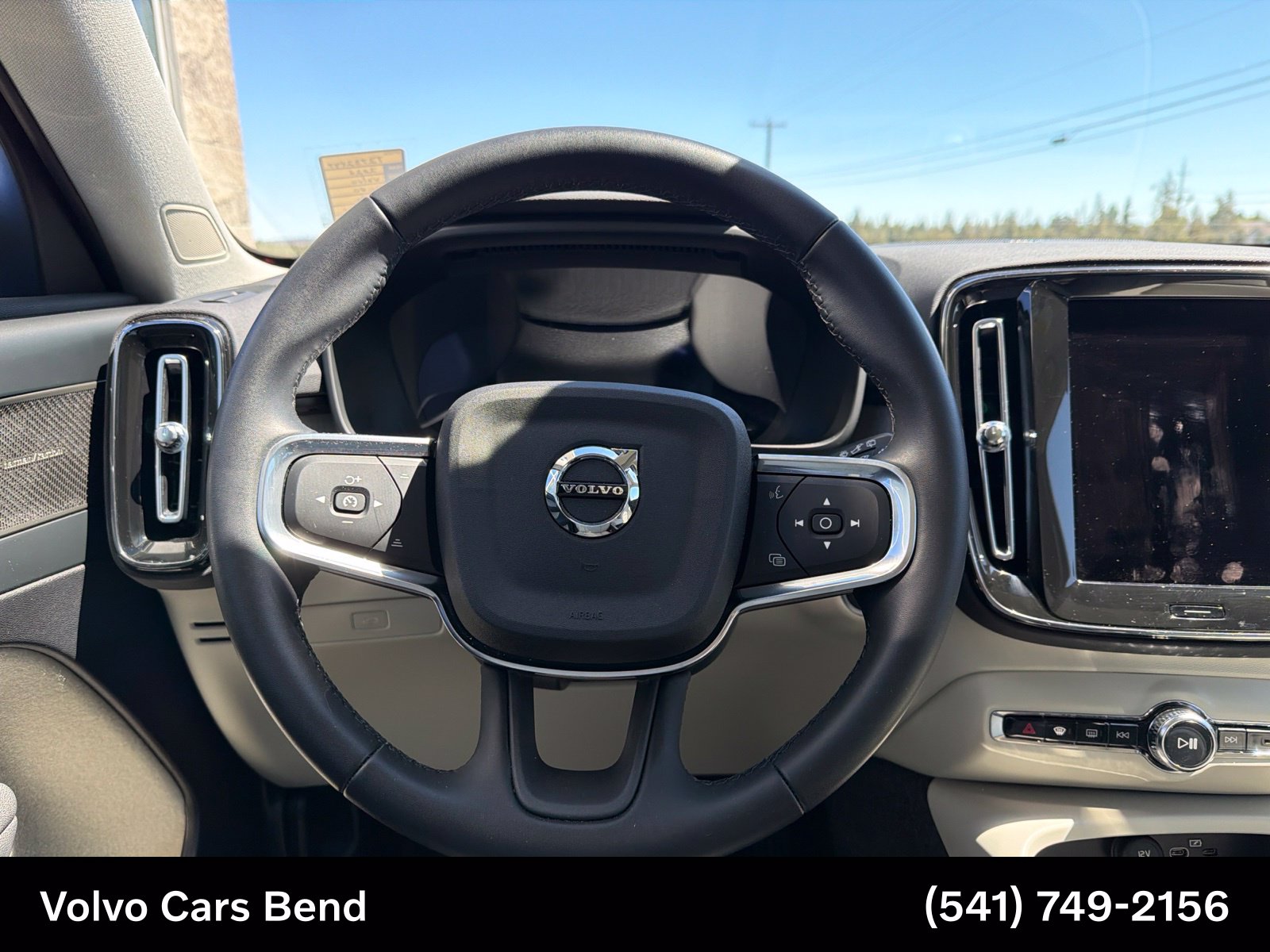 2026 Volvo XC40 Ultra - Photo 11
