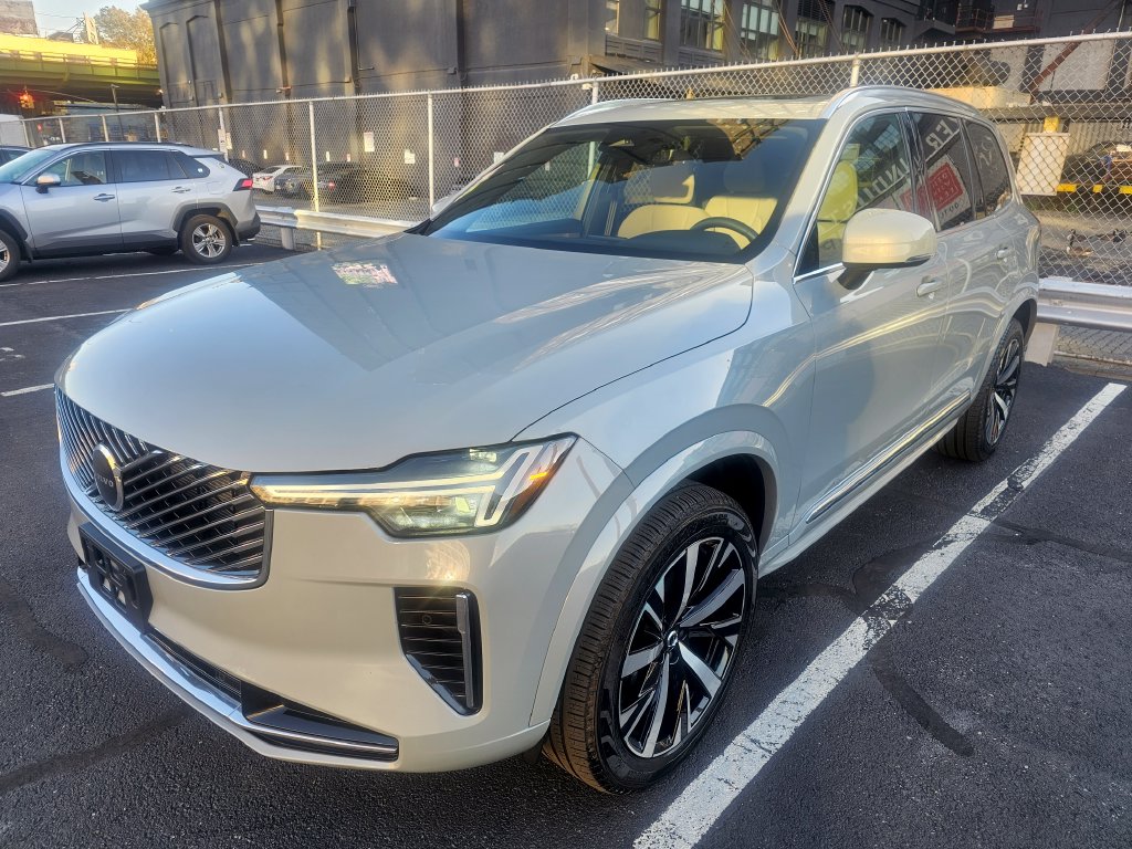 2025 Volvo XC90