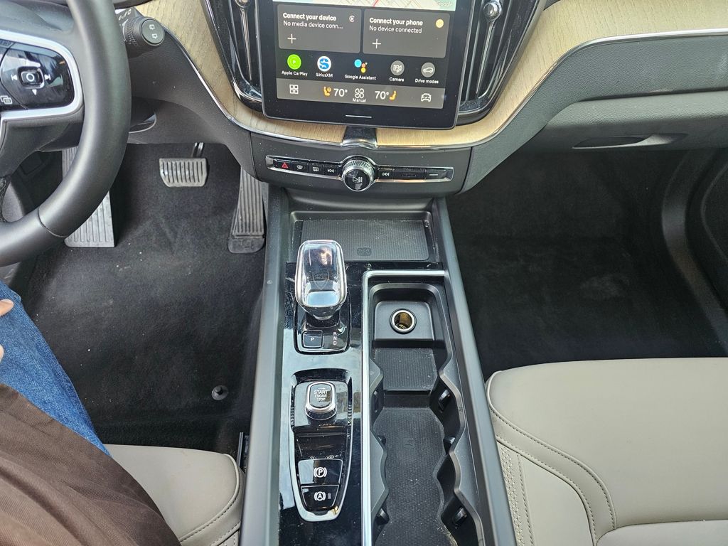 2026 Volvo XC60 Core - Photo 25