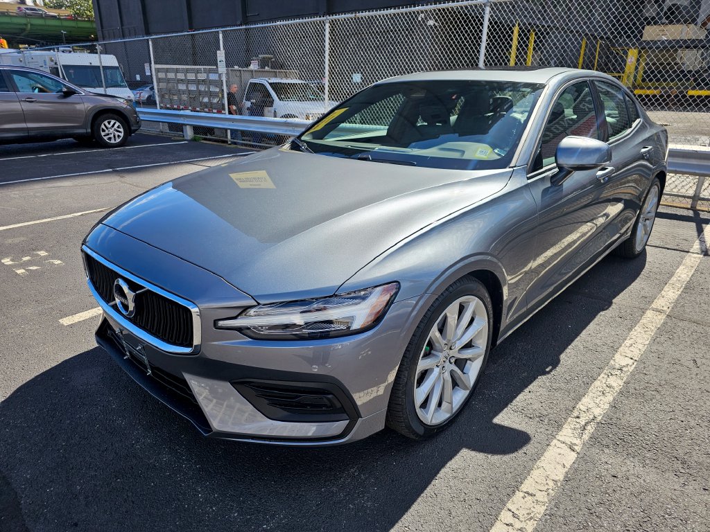 2020 Volvo S60 Momentum