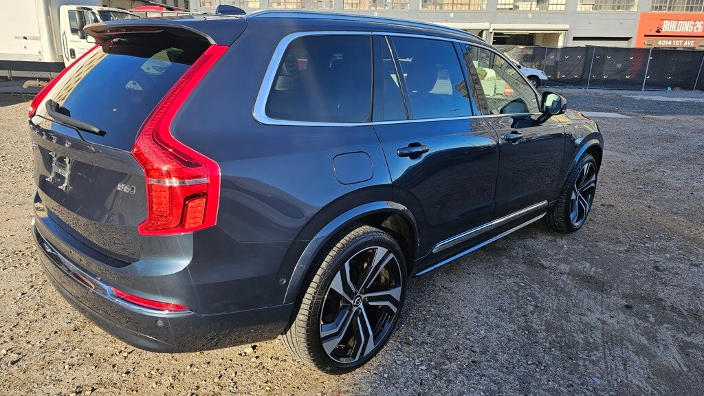 2024 Volvo XC90 Ultimate photo 3