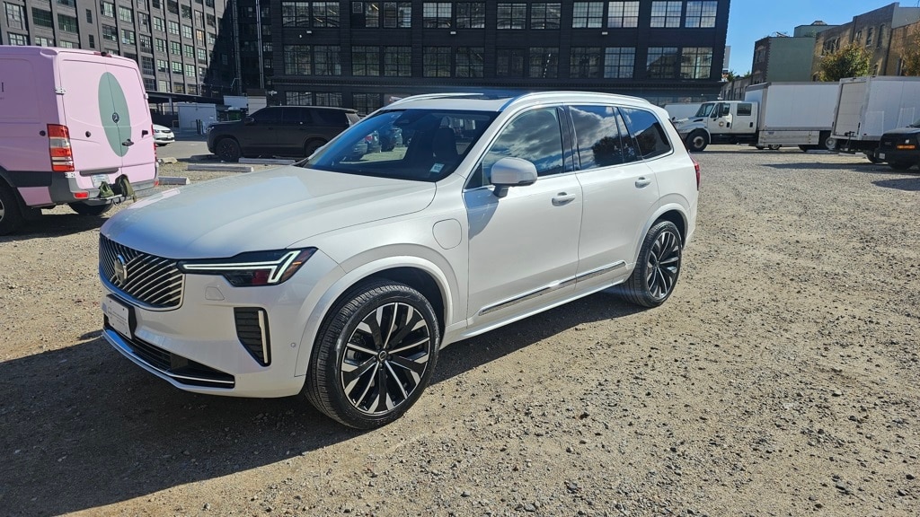 2025 Volvo XC90