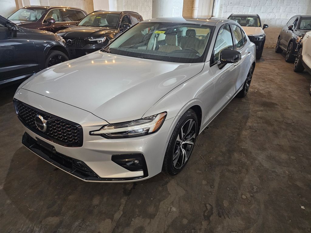 2025 Volvo S60
