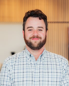 Staff member Steven Delavan from 732b8f3c5784