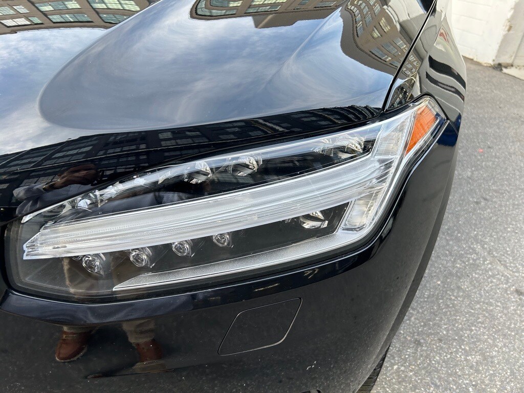 2024 Volvo XC90 Ultimate photo 3