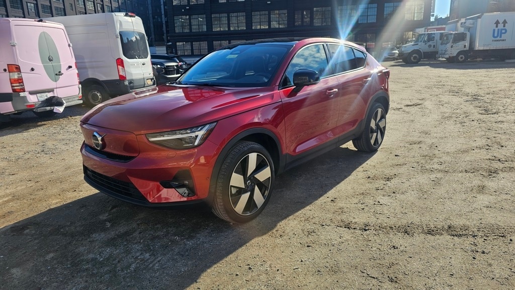 2023 Volvo C40 Ultimate