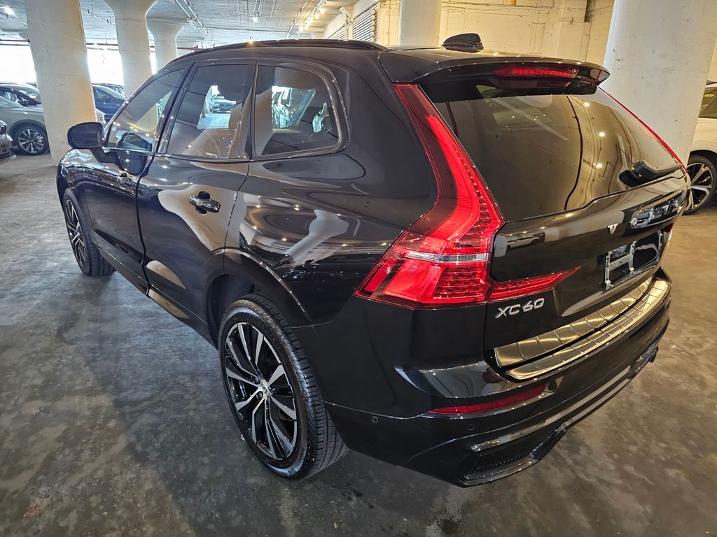 YV4M12RM1S1180003