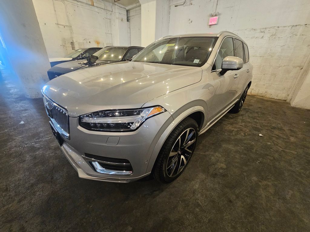 2023 Volvo XC90