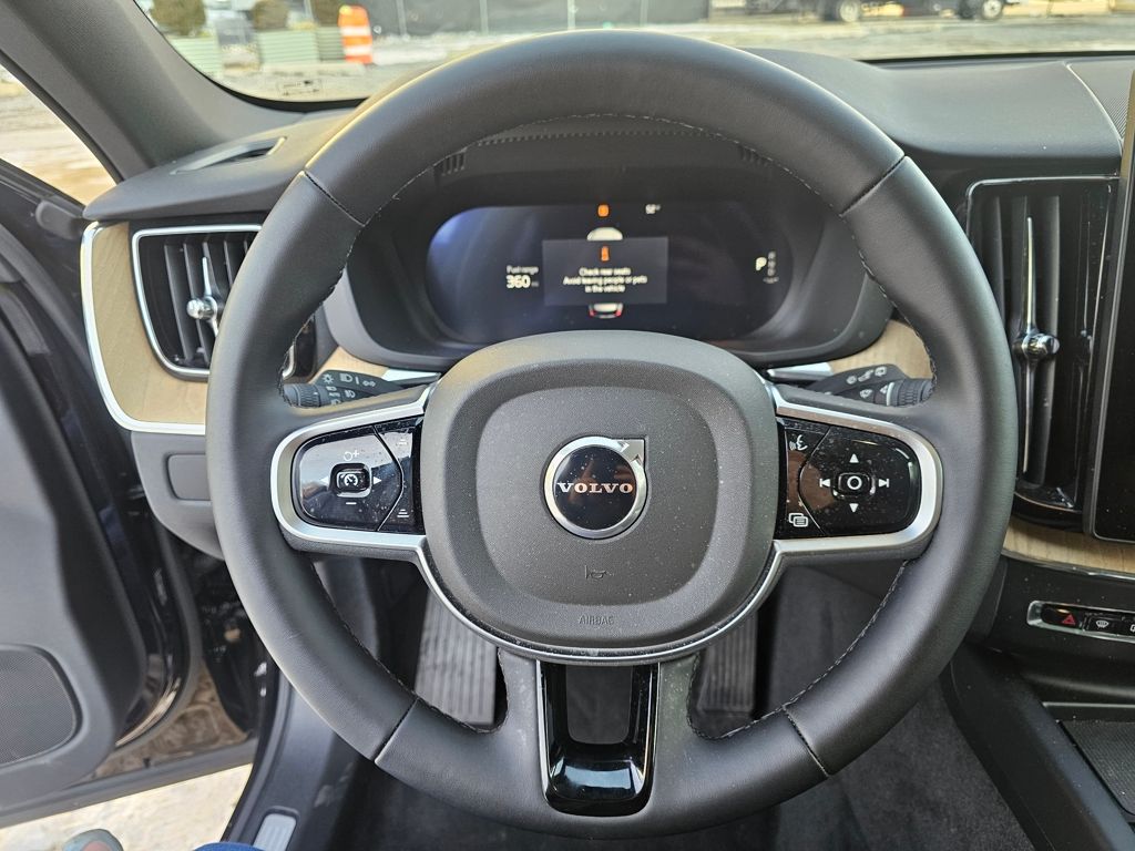 2026 Volvo XC60 Core - Photo 21