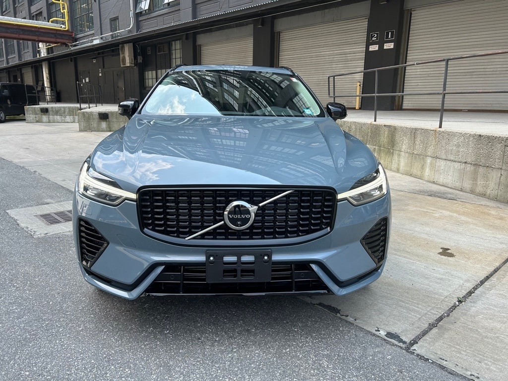 Certified 2024 Volvo XC60 Recharge Plug-In Hybrid T8 Plus Dark Theme SUV