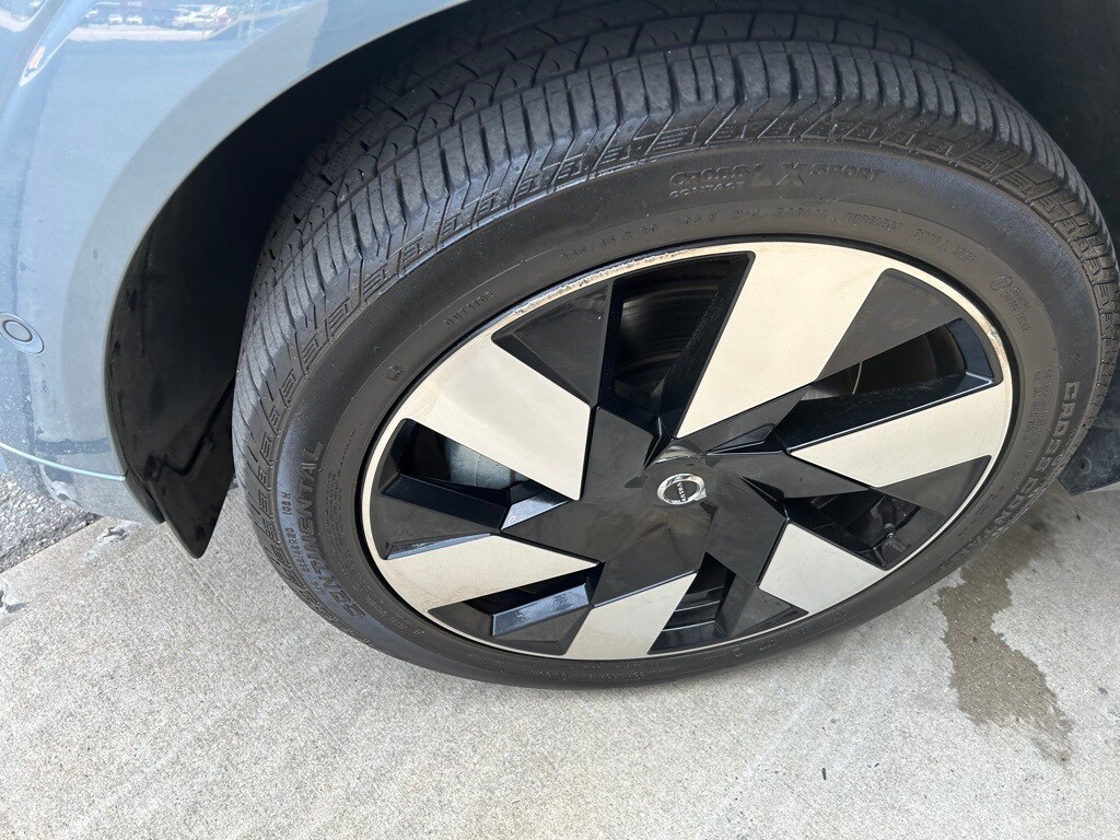 Certified 2024 Volvo XC60 Recharge Plug-In Hybrid T8 Plus Dark Theme SUV