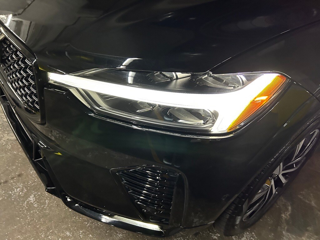 2025 Volvo XC60 B5 Plus photo 3