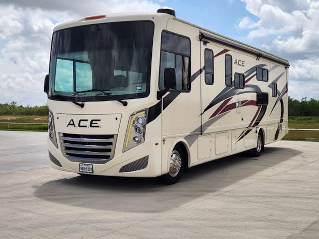 Used 2022 Ford F-53 Thor ACE RV