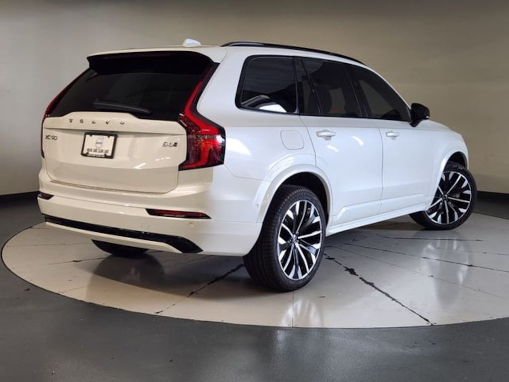 Certified 2026 Volvo XC90 B6 Ultra SUV