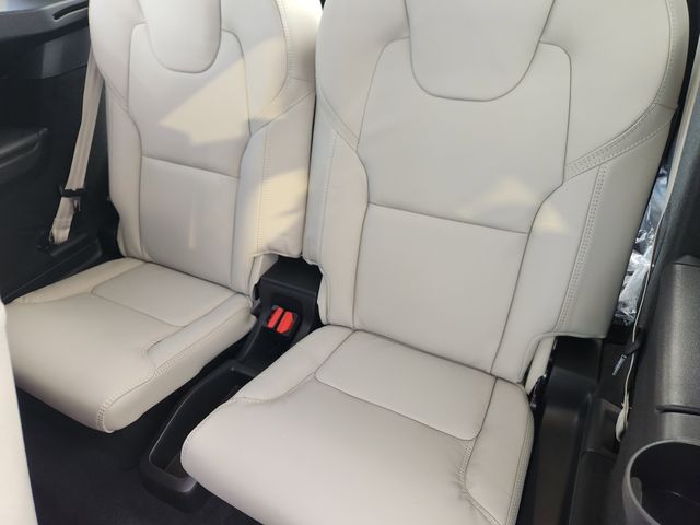 2026 Volvo XC90 Ultra - Photo 30